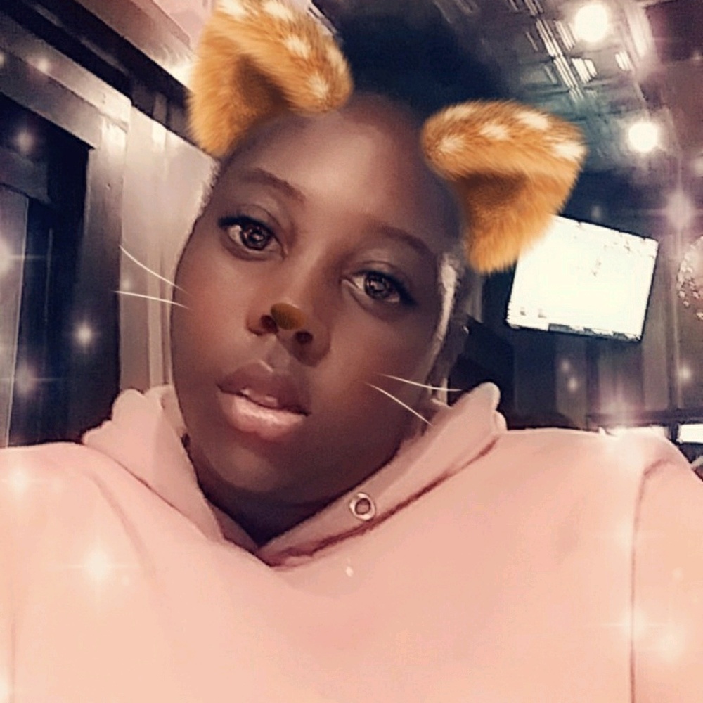 Meet your Posher, Tilina